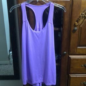 Sporty shirt in purple